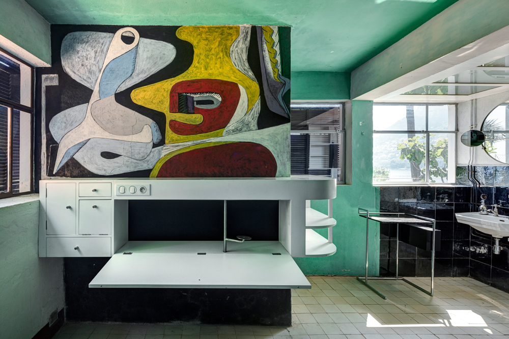 mural on a wall in Eileen Grey's villa painted by Corbusier