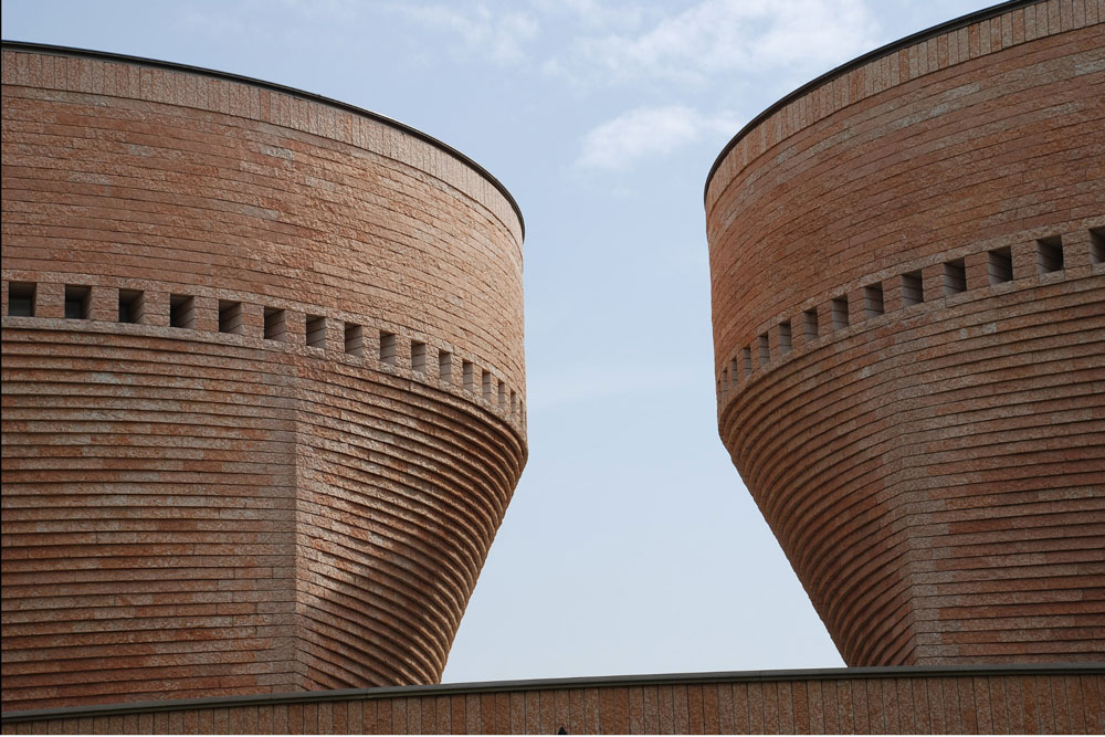 Mario Botta designed synagogue 