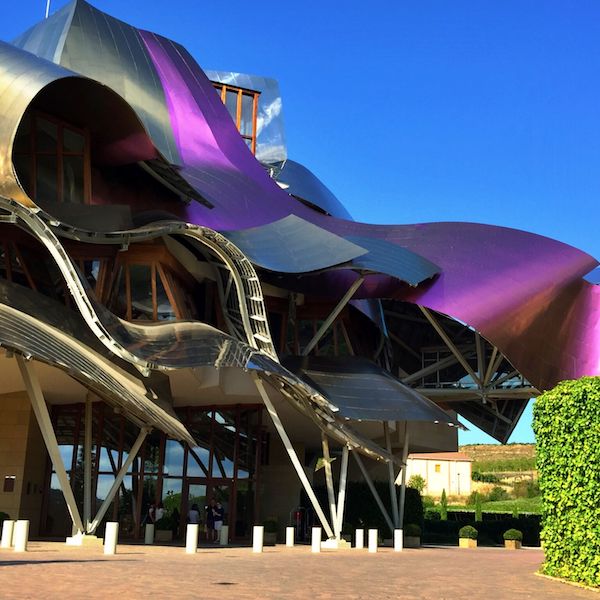 BOTTAGA Marques de Riscal architect Frank Gehry