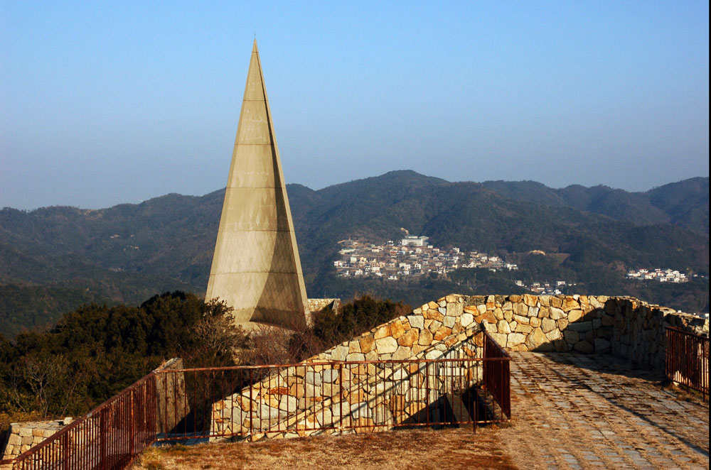 japanese architect kenzo tange hyago memorial 