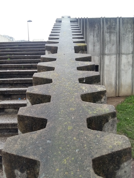 brutalist architecture in bobiny isle de france