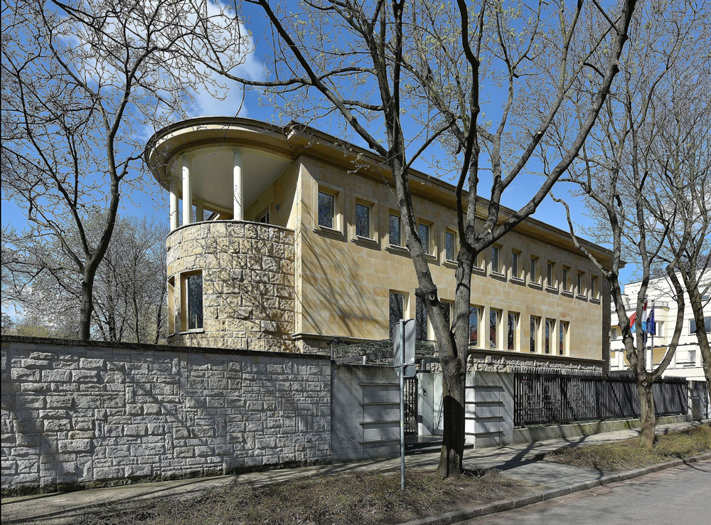modernist warsaw villa by lucjan Korngold