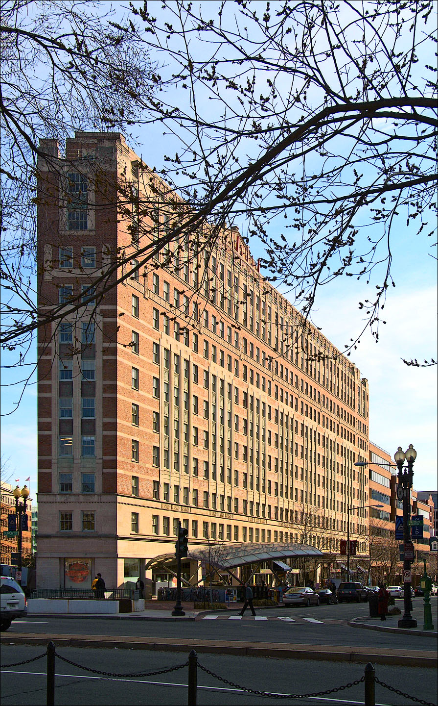 Modernist office building washington dc joseph Moebs