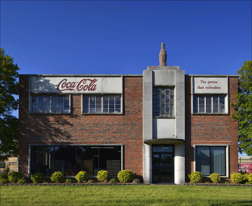 modernist coca cola bottling factory in washington north carolina