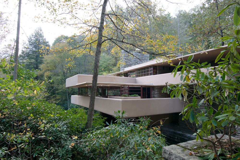 frank lloyd wright fallingwater exterior view