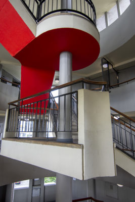 Berthold Lubetkin Bevin Court above buried Lenin bust