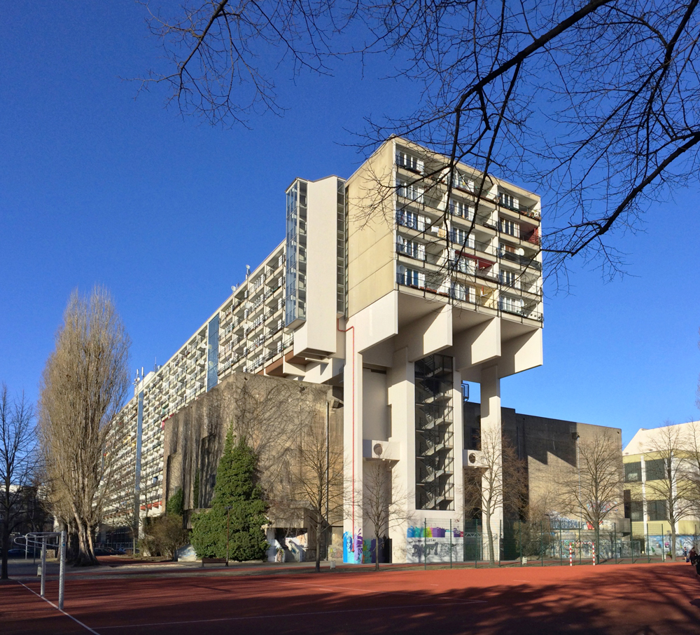 Sozialpalast concrete appartments berlin