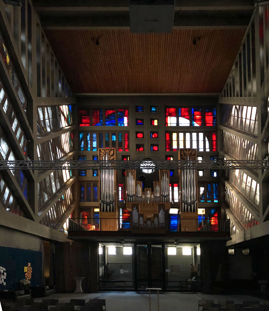 Pfarrkirche St florian margareten Vienna Austria interior with stained glass