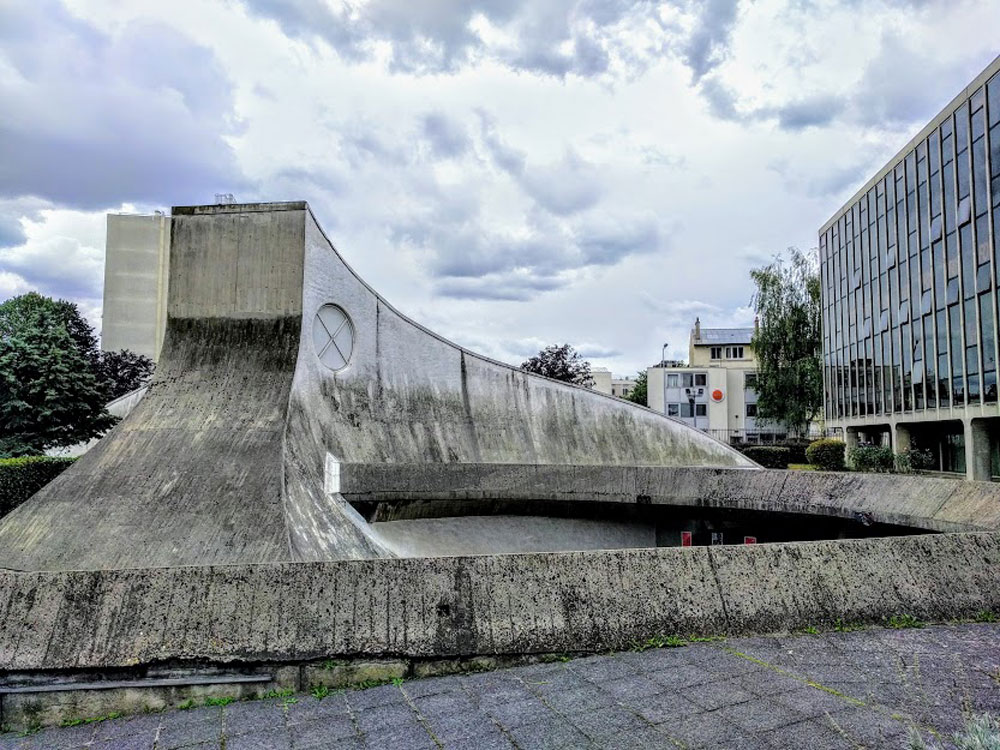 brutalist architecture Bobigny