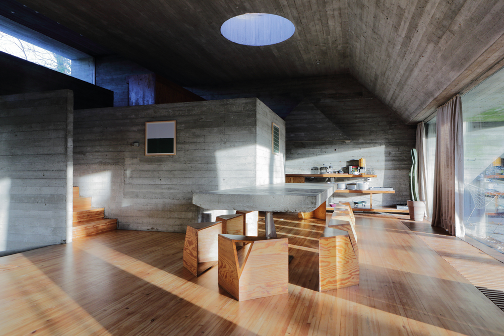 van wassenhove house interior dinning table