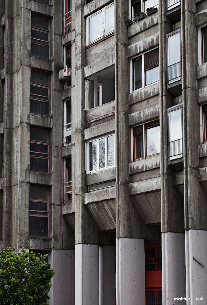 brutalist architecture concrete detail