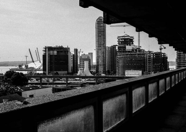 walkway robin hood gardens