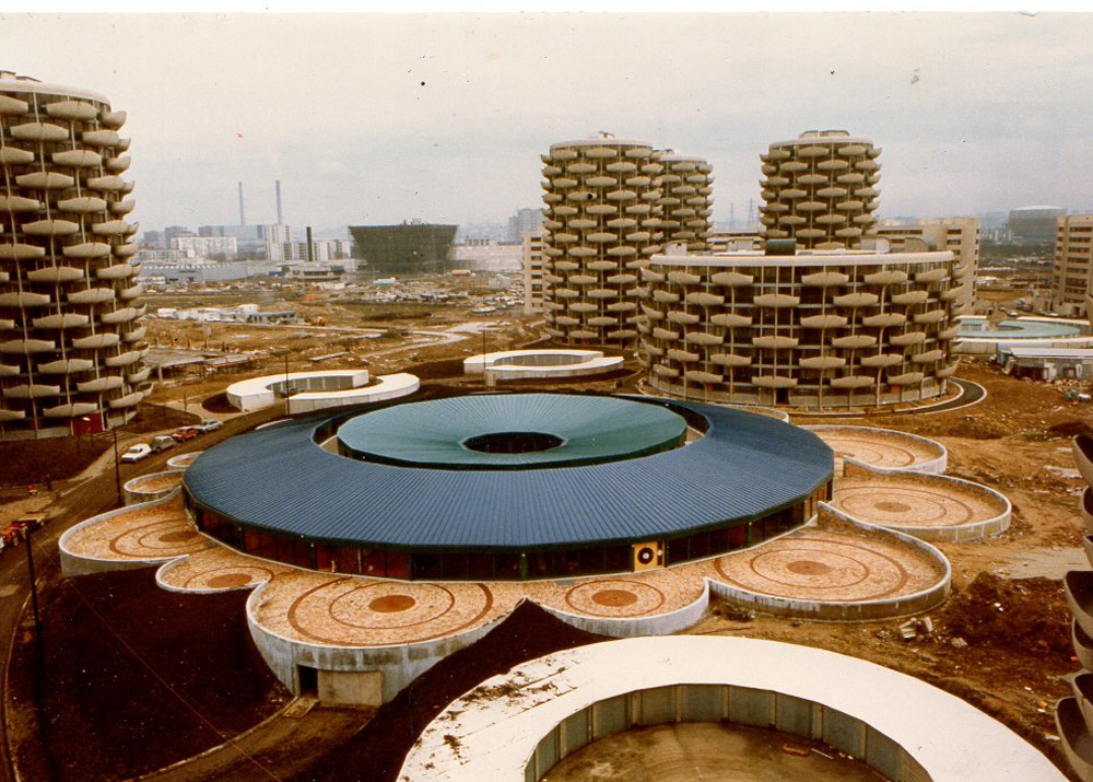 aerial view of Creteil looking at school and towers