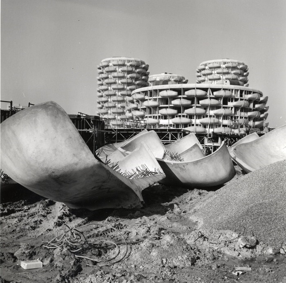 view of the building of the towers creteil black and white imag 1971