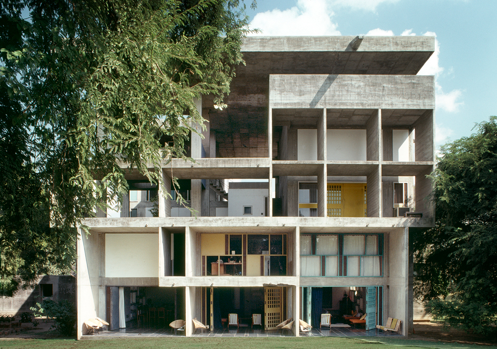 facade of villa shodhan with tree