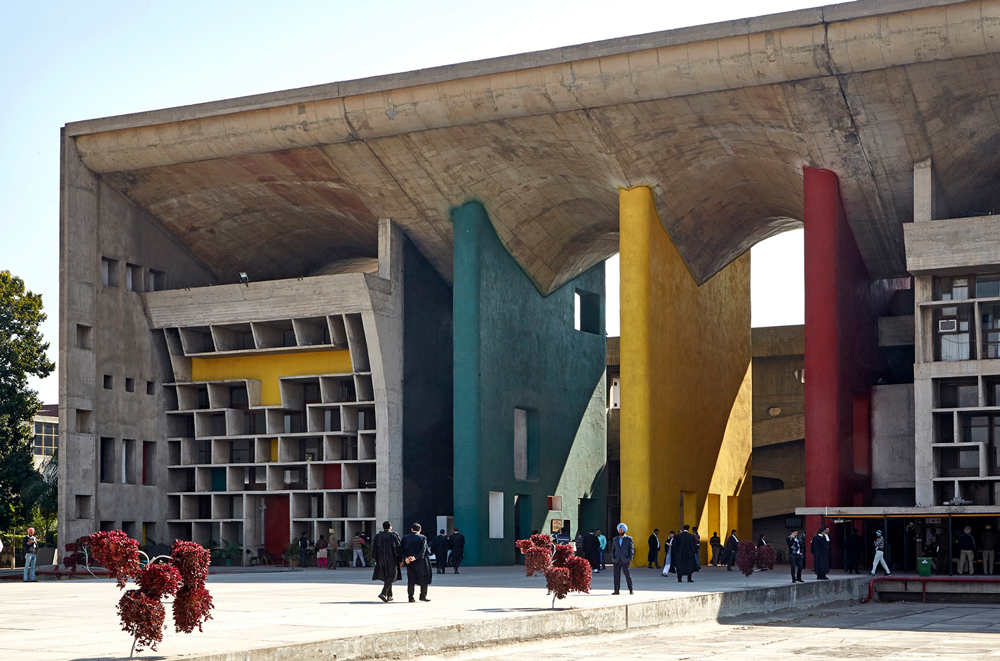 brutalist court corbusier 