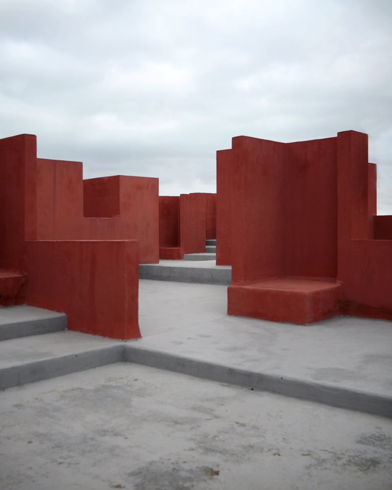 rooftop la muralla Roja Richardo Bofill