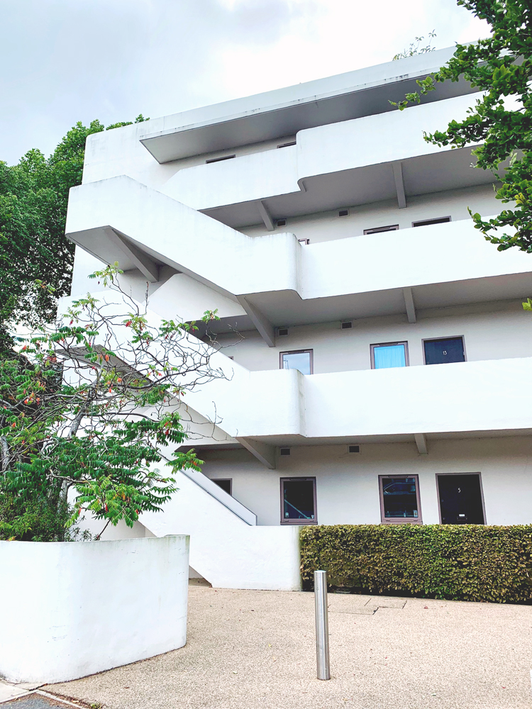 facade and staircase of Isokon Modernist apartments North London