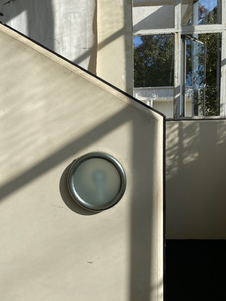 Staircase detail Lovell Beach House 