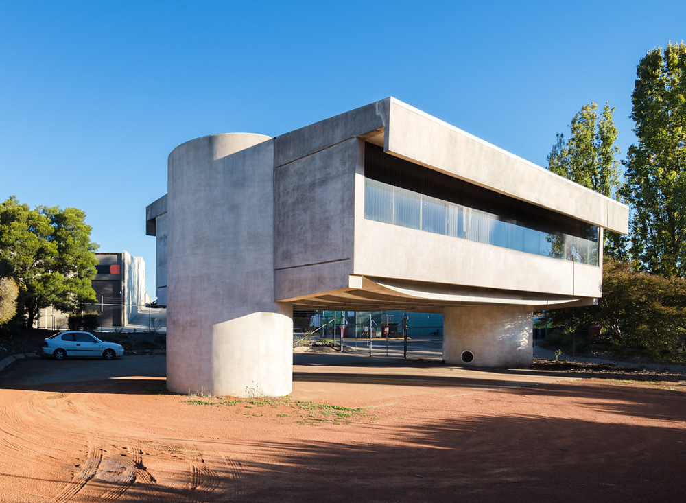 brutalist beton brut 