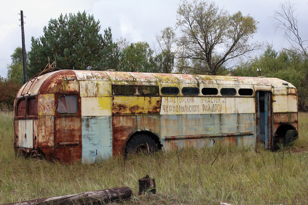 abandoned bus cherynobyl ukraine