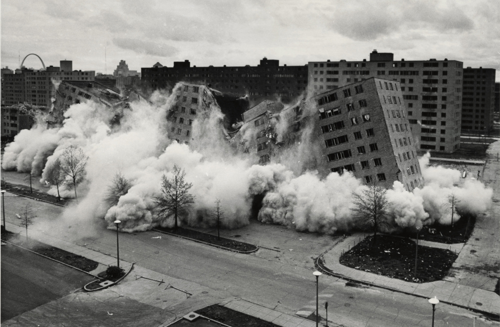 Pruitt-Igoe blown up 13 March 1972