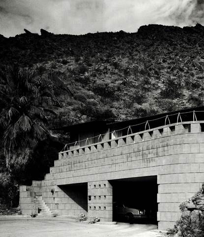 Albert Frey's desert house, Frey II, shows how the spare and bold lines of modernism are exquisitely married to the desert environment