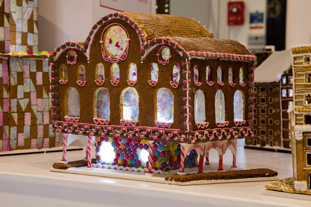 gingerbread victorian buildng 