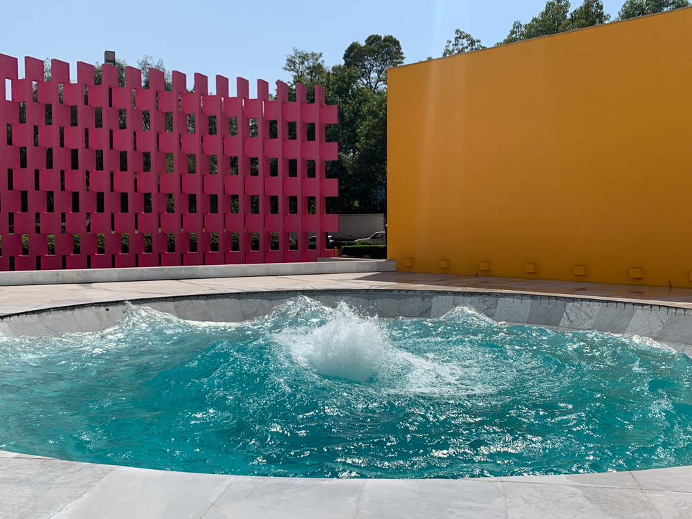 mexican modernist hotel